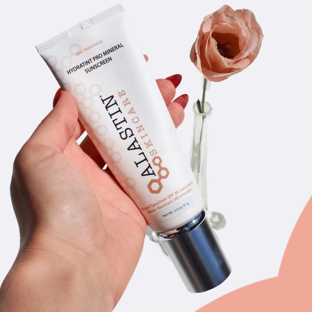 Alastin Hydratint Pro Mineral Sunscreen